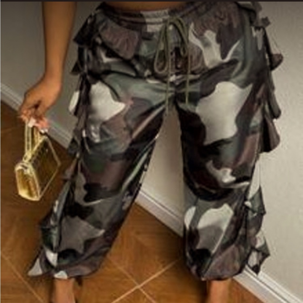 Camo pants